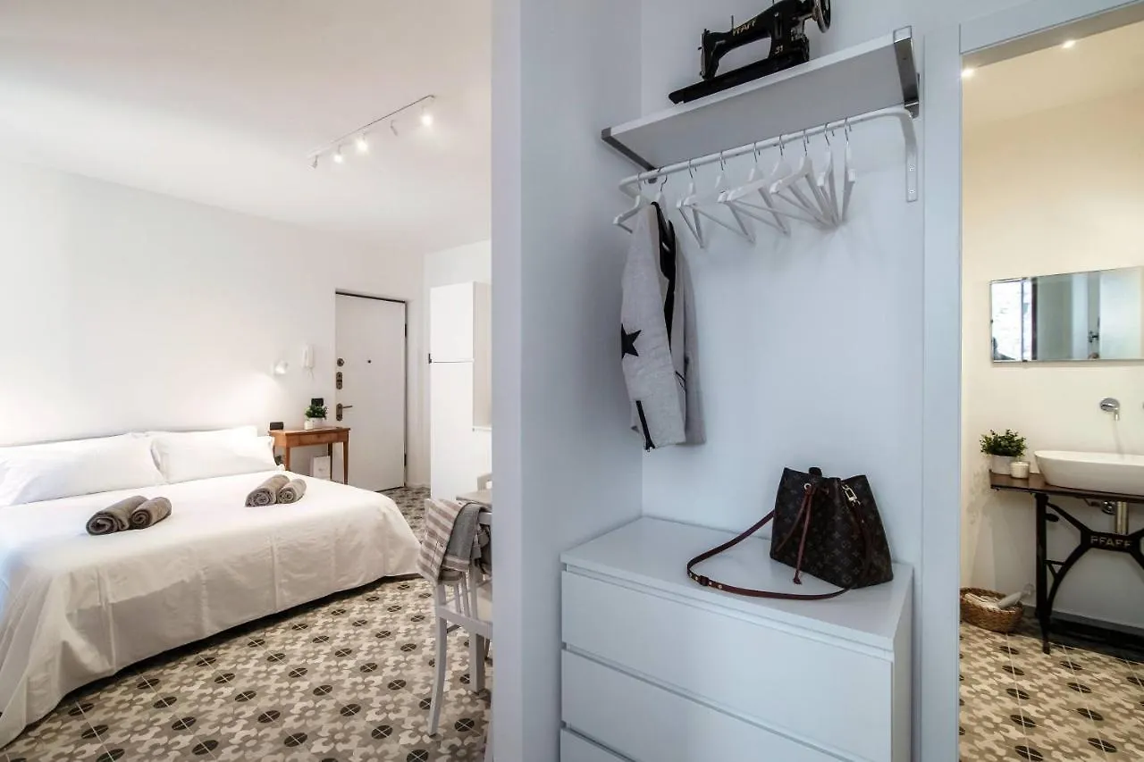 Villa Cesare 22 - The House Of Travelers Côme 0*,  Italia