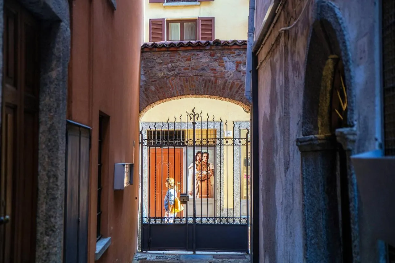 Villa Cesare 22 - The House Of Travelers Côme Italia