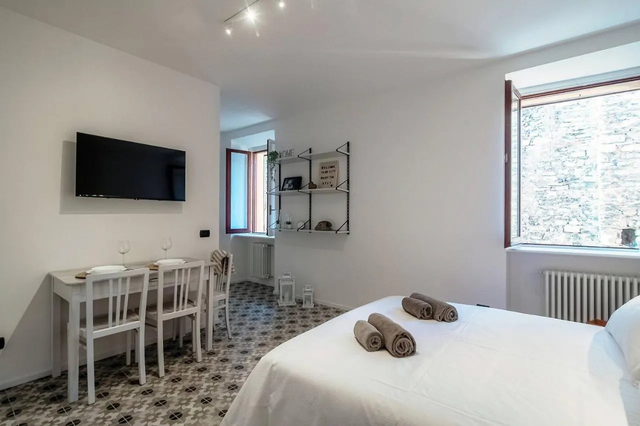 Villa Cesare 22 - The House Of Travelers Côme 0*,  Italia